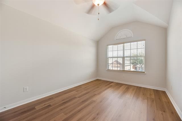 Building Photo - 1438 Wellesley Dr