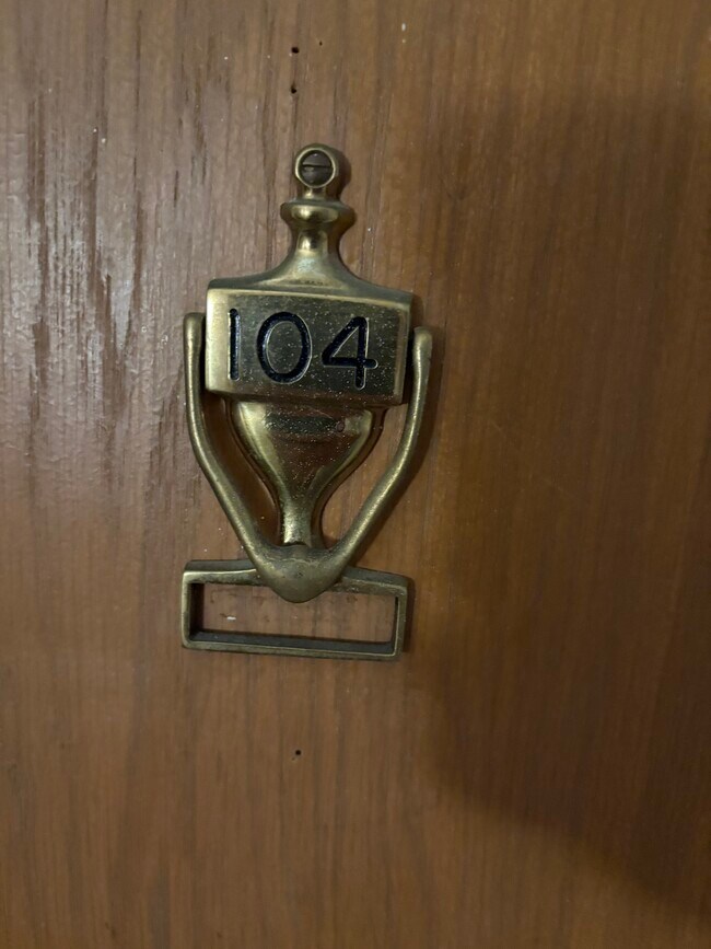 Building Photo - Imperial House