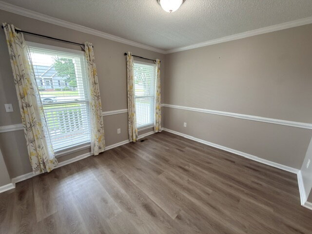 Building Photo - Spacious 4BR Home with Fenced Yard, Community Pool & 2-Car Garage