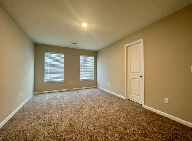 Building Photo - 5344 Orwell Ct