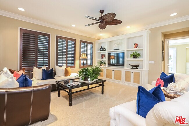 Building Photo - 7391 W Coastal View Dr