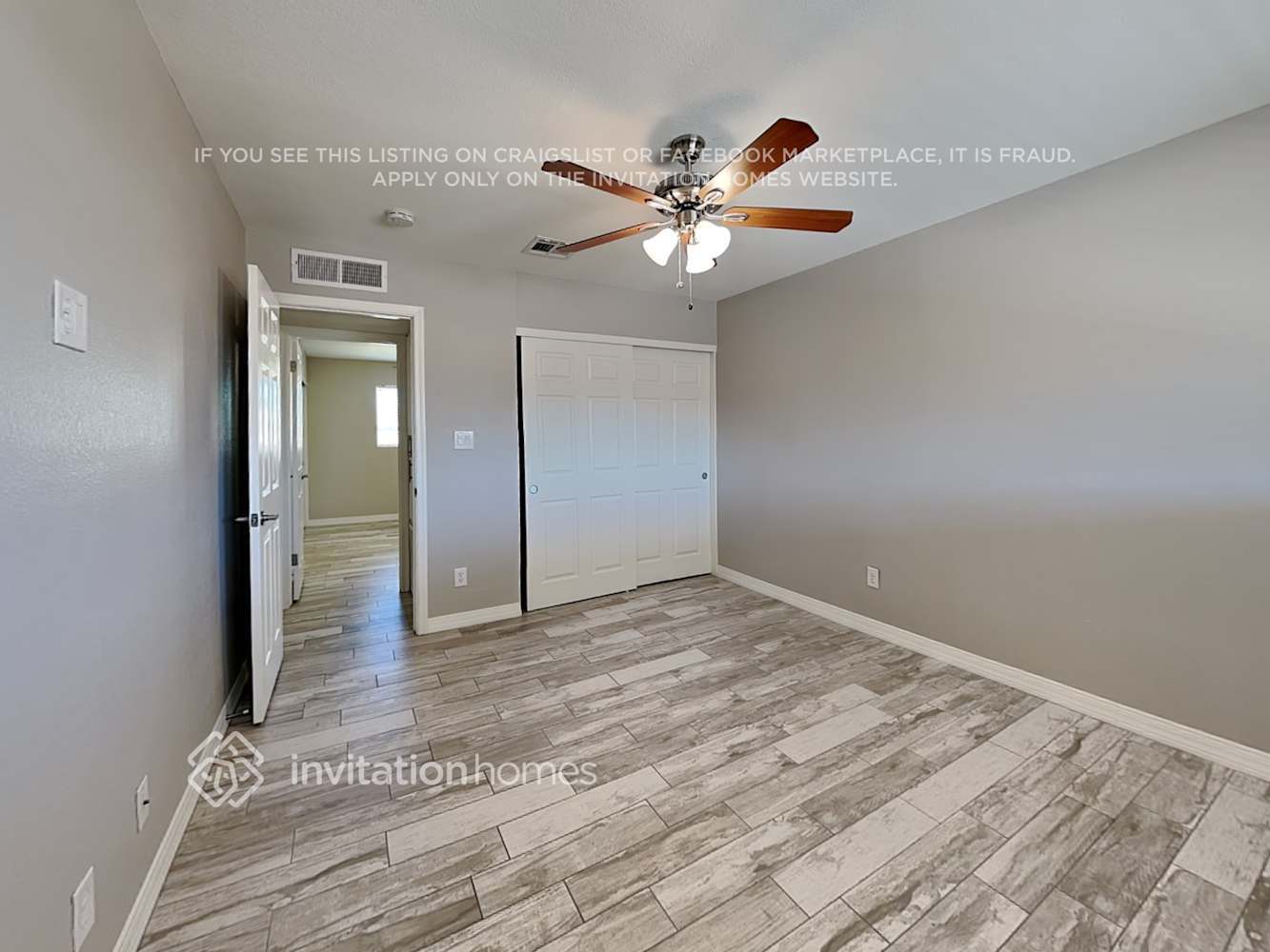 Building Photo - 7327 E Palm Ln
