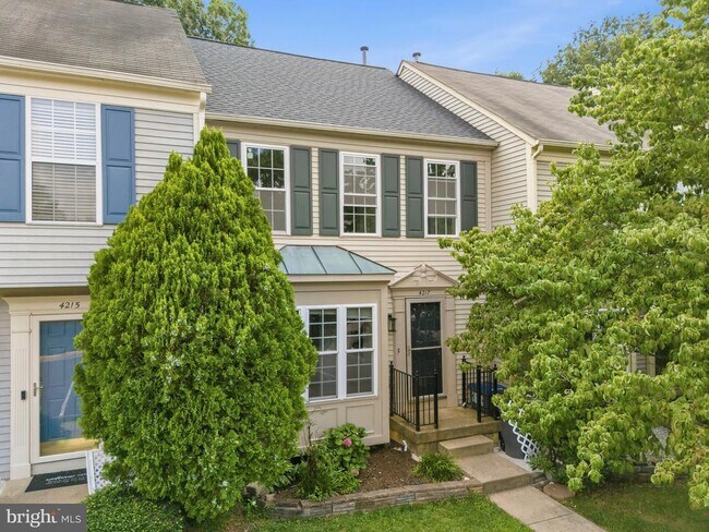 Building Photo - 4217 Kenton Cir