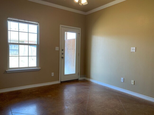 Building Photo - 3033 Palomino Trail