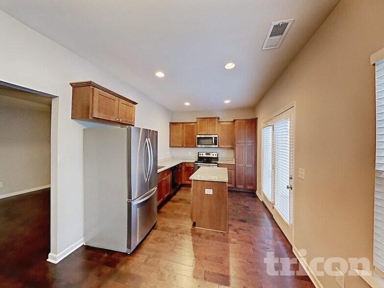 Building Photo - 209 Ashmere Ct