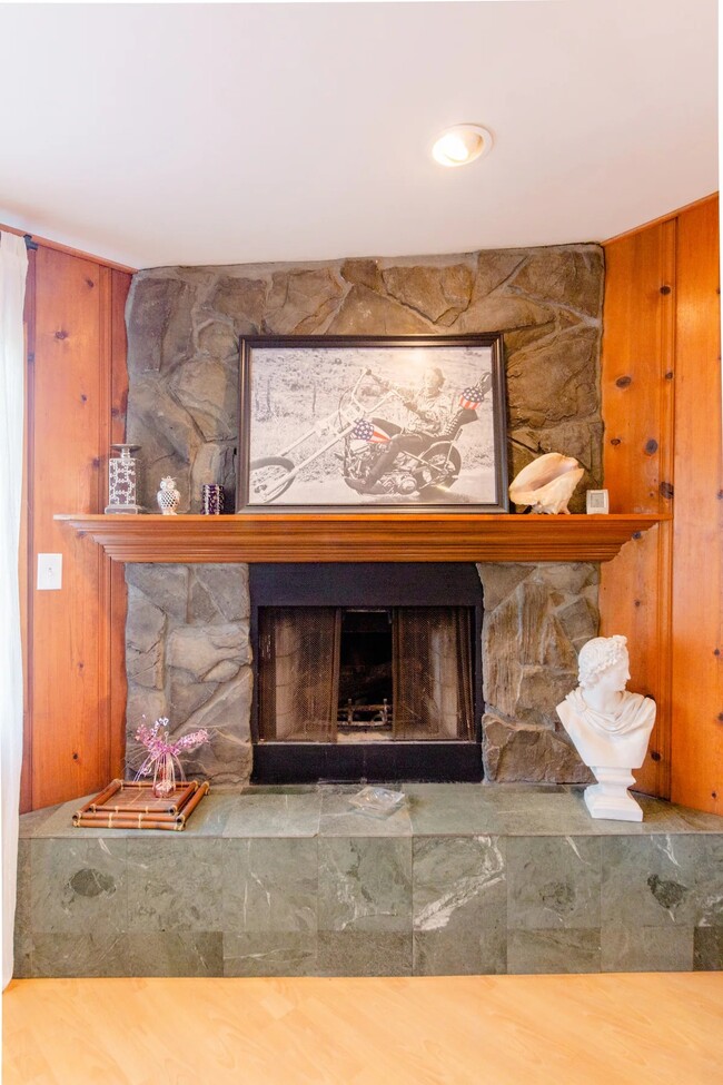 Building Photo - 0948 Hillrose St