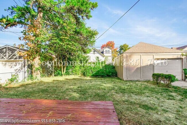 Building Photo - Rockhill Gardens Beauty-