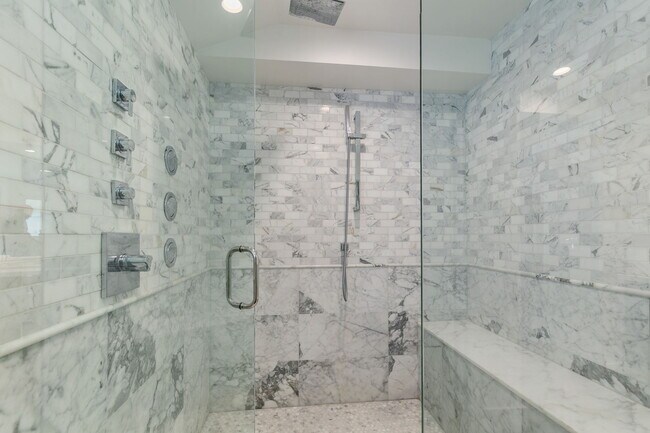 Building Photo - 7446 Trigo Ln