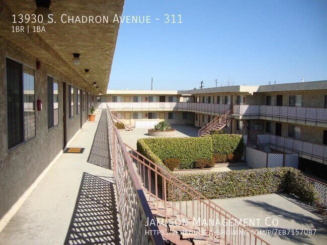 Building Photo - 13930 S Chadron Ave