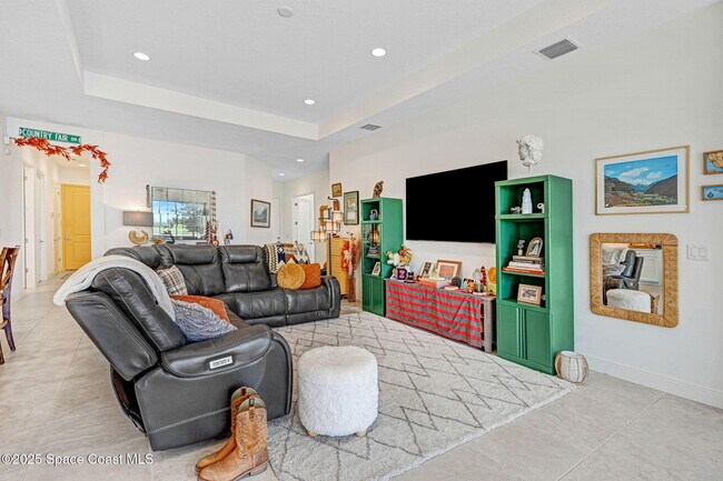 Building Photo - 2889 Avalonia Dr