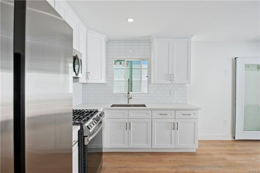 Building Photo - 6962 Shoshone Ave
