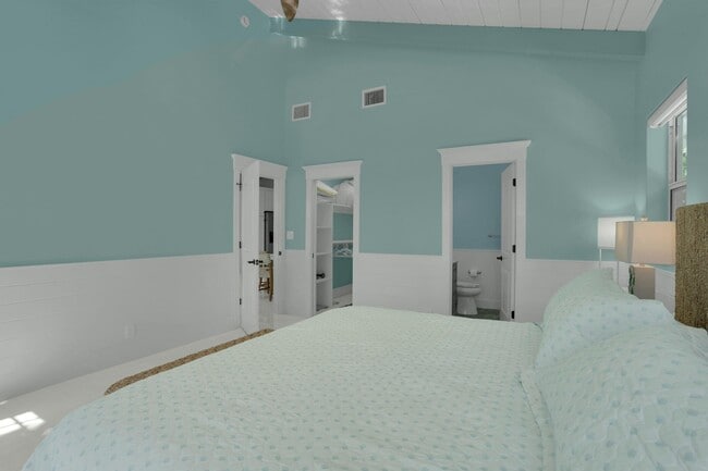 Building Photo - 320 S Ocean Blvd