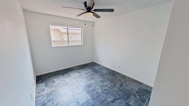 Building Photo - 4 Bedroom/2 Bathroom house in Goleta