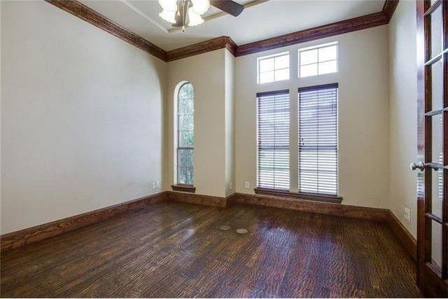 Building Photo - 9679 Carriage Hill Ln