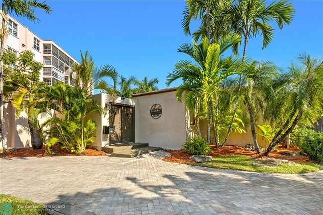 Building Photo - 314 Isle of Capri Dr