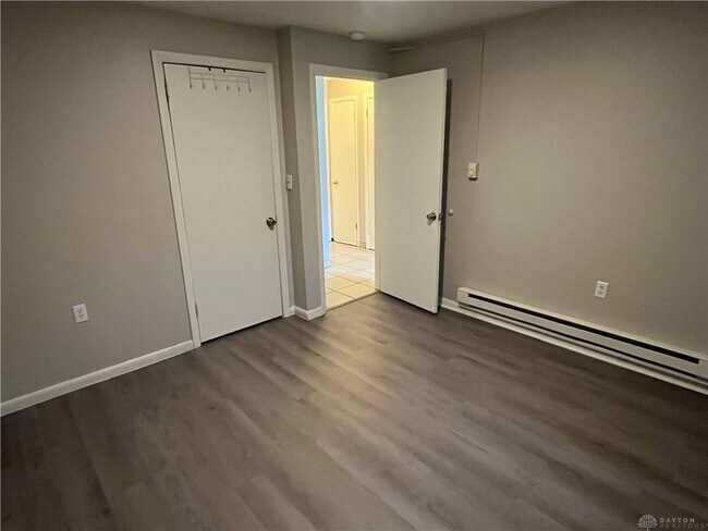 Building Photo - 445 Hunter Ave