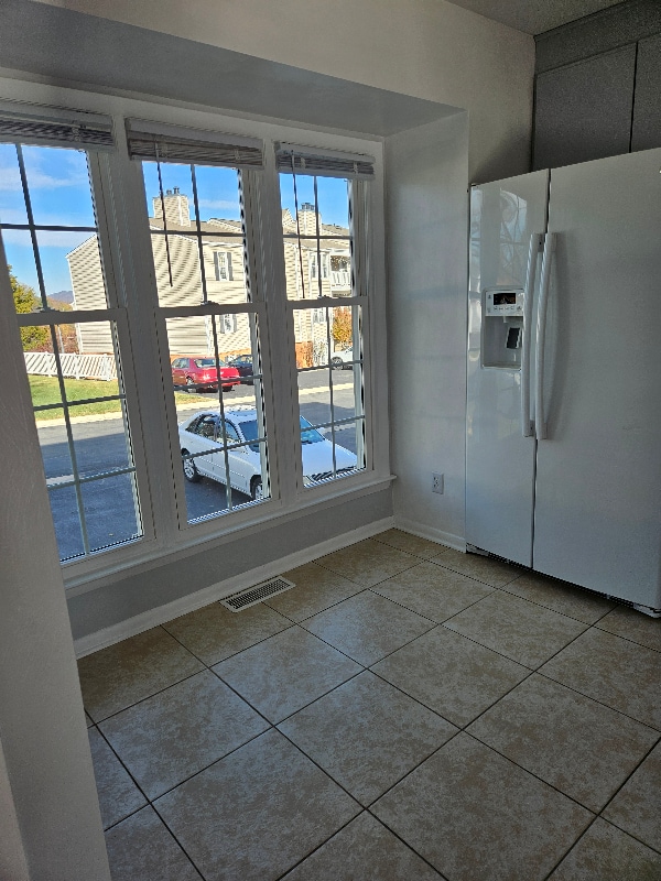 Building Photo - 3040 Winterberry Dr