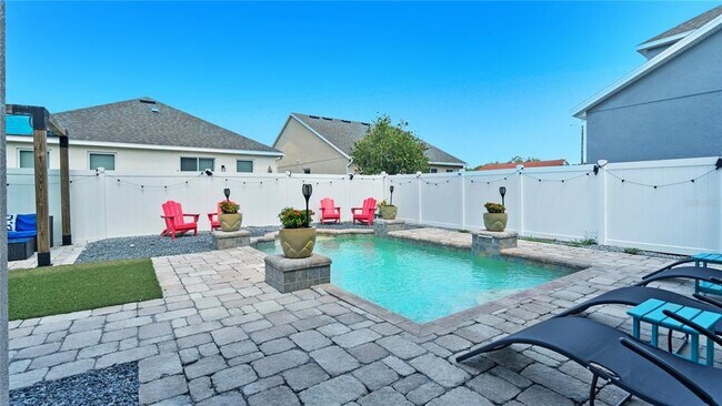 Building Photo - 7603 S Westshore Blvd