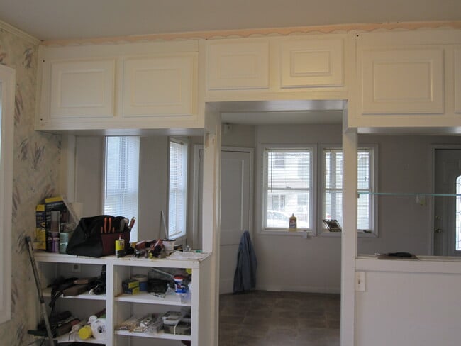 Building Photo - 635 Church Rd