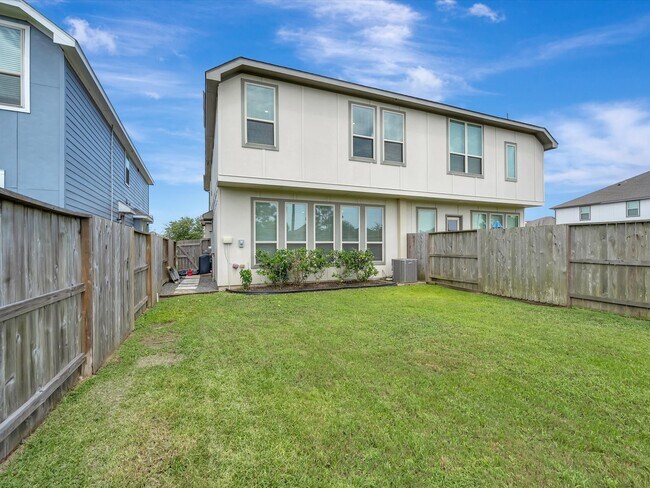 Building Photo - 10630 Cabot Trl