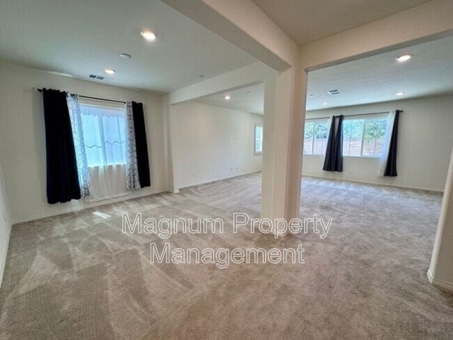 Building Photo - 29357 Caravel Dr