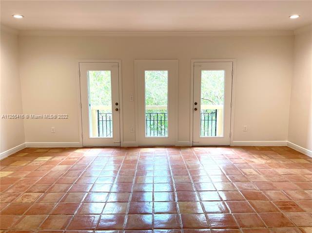 Building Photo - 6206 Paradise Point Dr