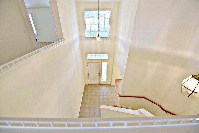 Building Photo - 4220 N Summercrest Loop