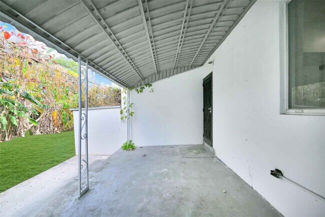 Building Photo - 1391 NW 102nd St