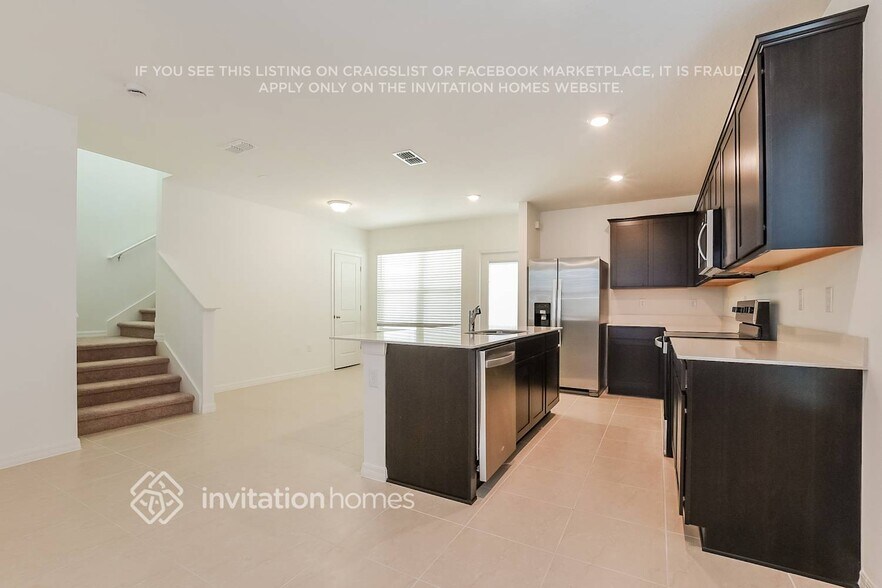 Building Photo - 5849 Sagebrush Aly
