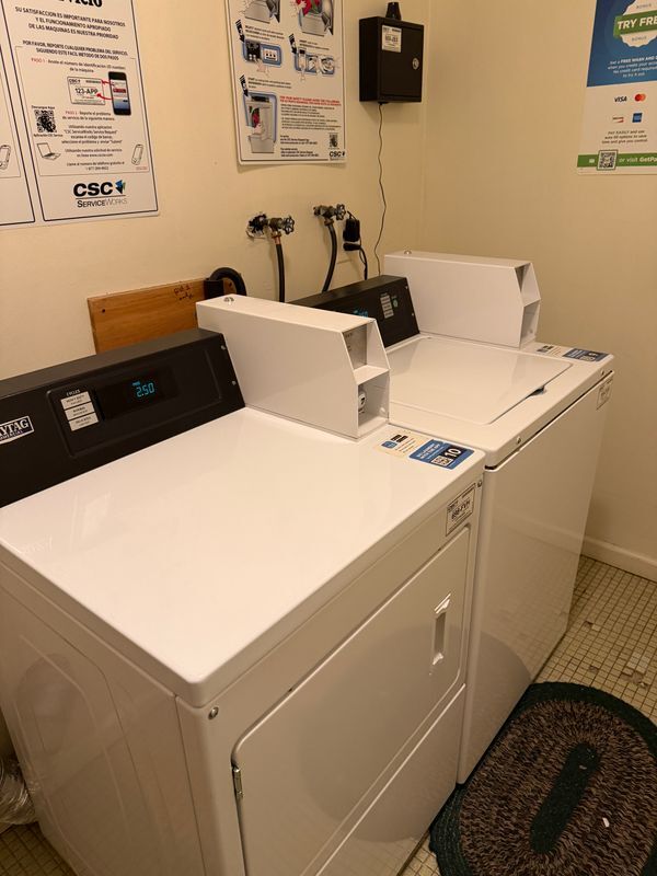 Building Photo - 565 Talcottville Rd