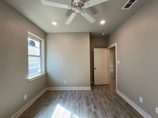 Building Photo - Coming Soon! 3 Bedroom 2 Bath Newly Constr...