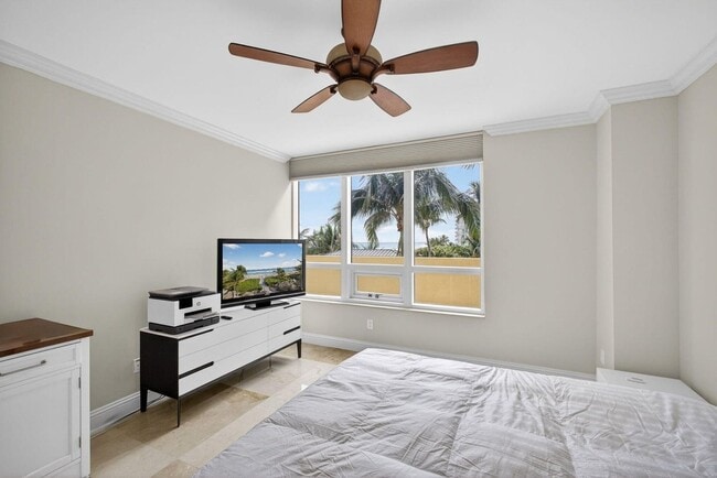 Building Photo - 3800 N Ocean Dr