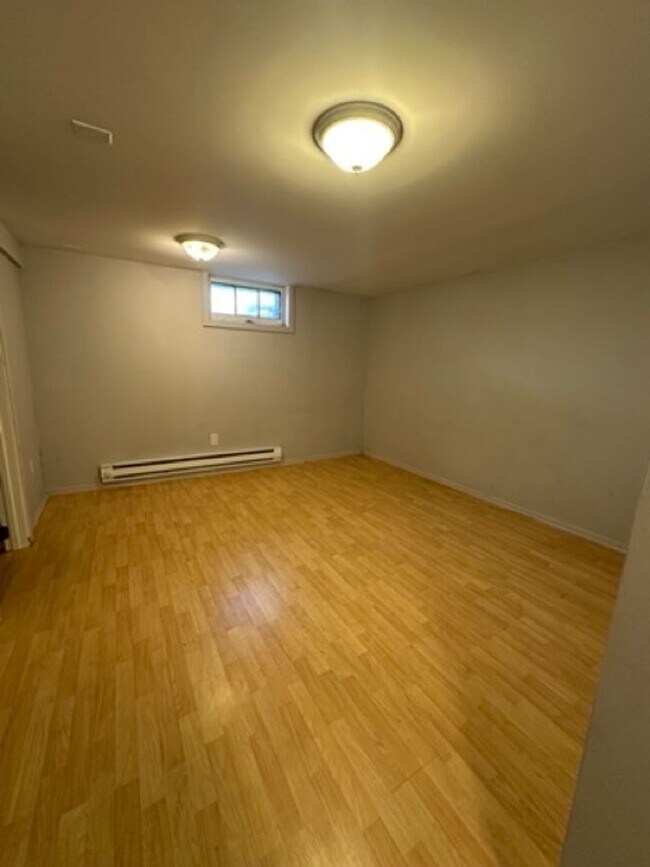 Building Photo - Spokane Bungalow