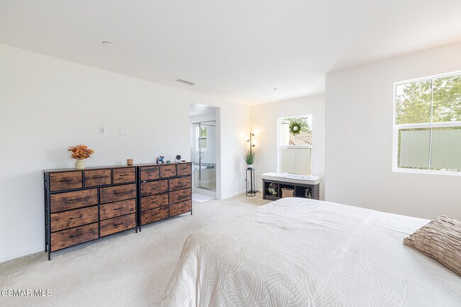 Building Photo - 1513 Silver Shadow Dr