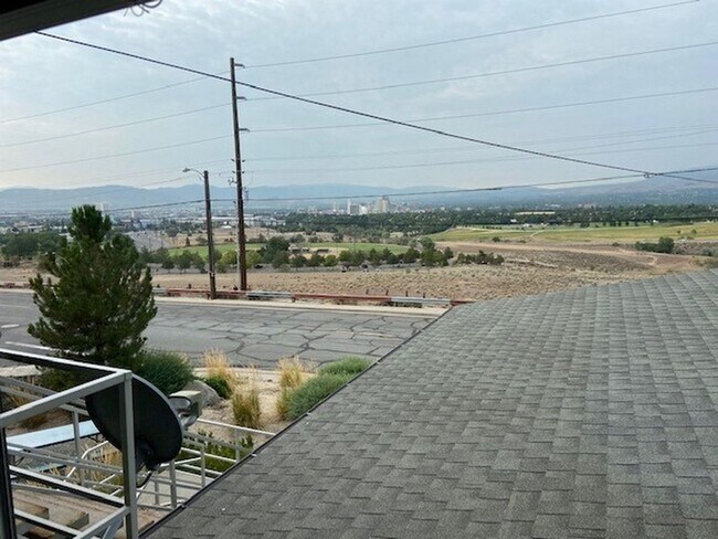 Building Photo - North Reno Two Bedroom Condo Near UNR