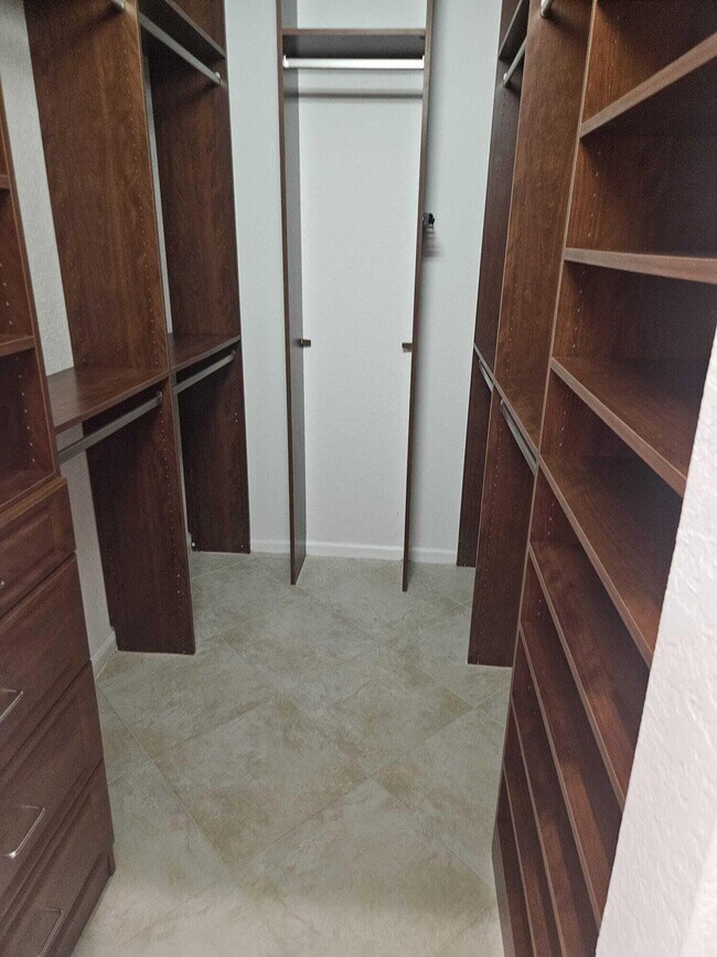 Building Photo - 7835 NW 78th Ave