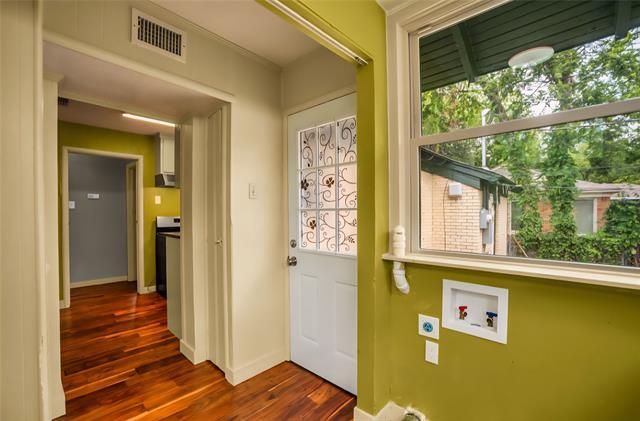 Building Photo - 10814 Stallcup Dr