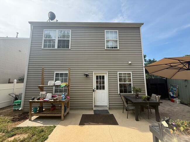 Building Photo - 4109 Palafox Ct