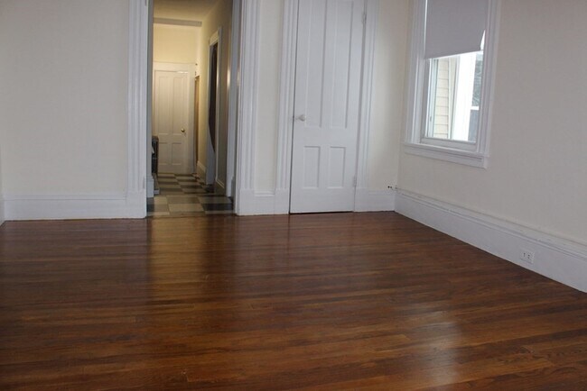 Building Photo - 121 Winter St