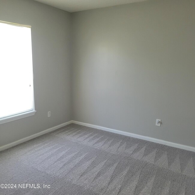 Building Photo - 12359 Wavyleaf Ct