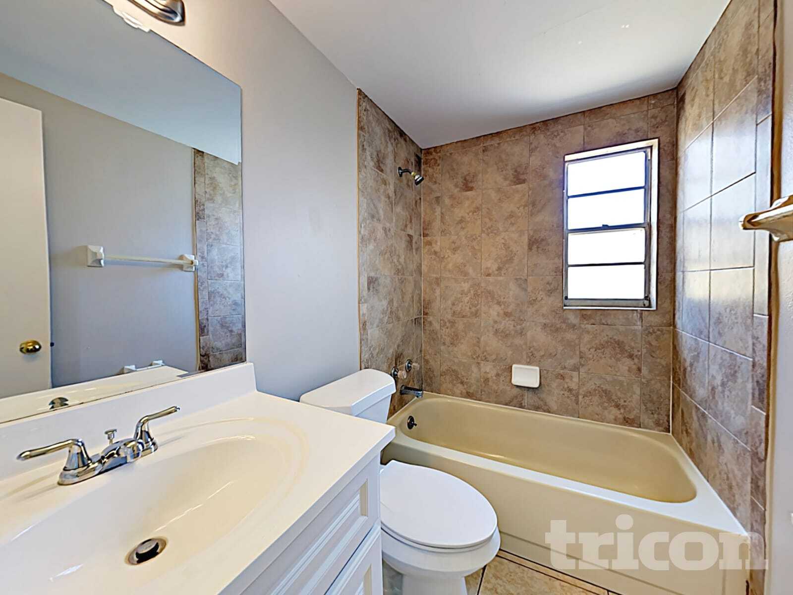 Building Photo - 6807 White Cliffs Way