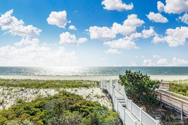 Building Photo - 803 Dune Rd