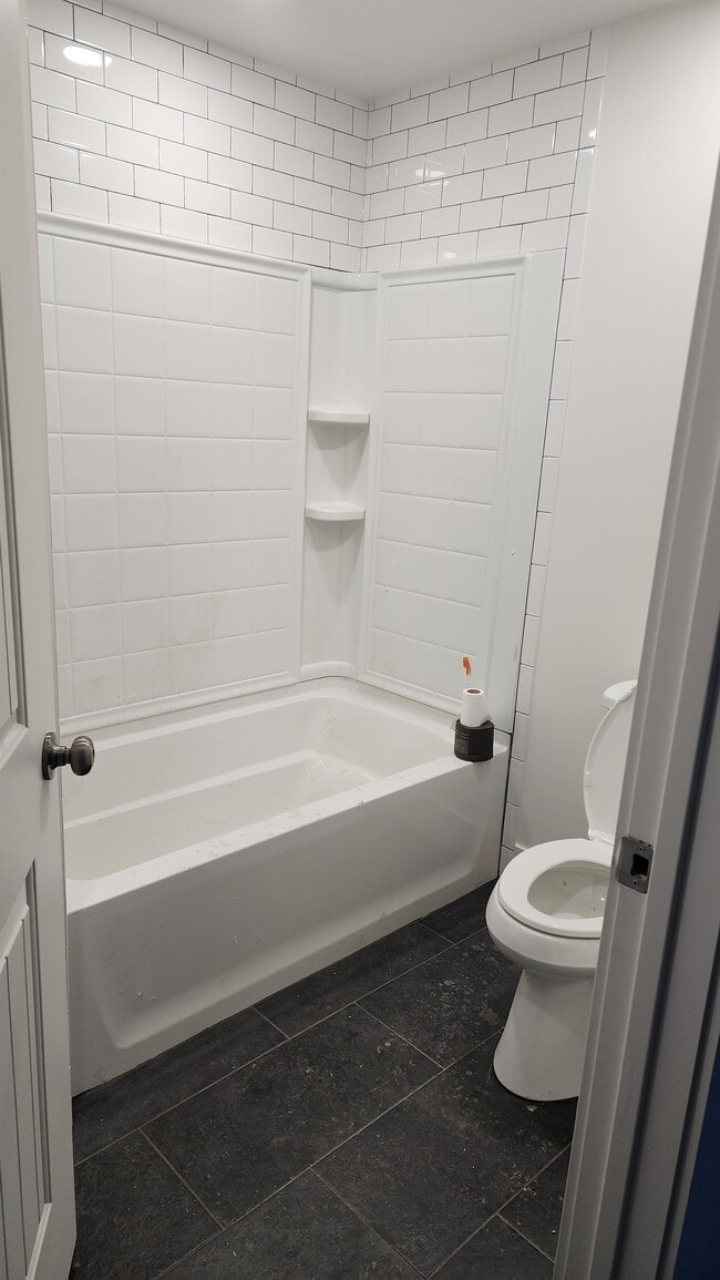 Building Photo - 6200 Smithson Rd