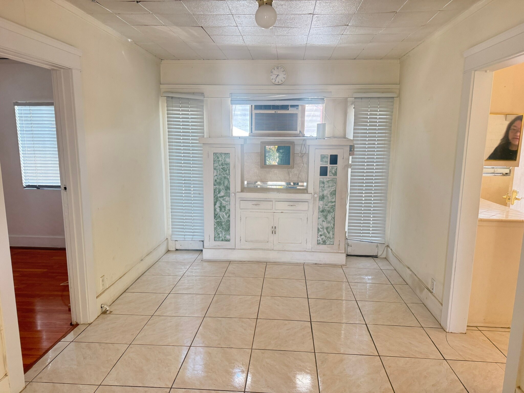 Building Photo - 408 S 3rd St