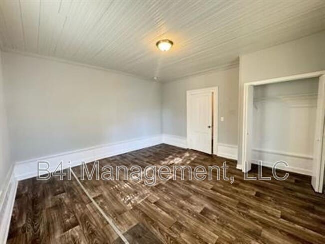 Building Photo - 306 Veazey St