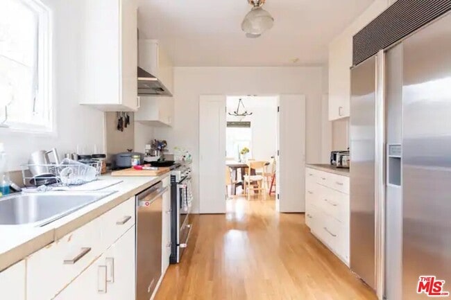 Building Photo - 1972 Stearns Dr