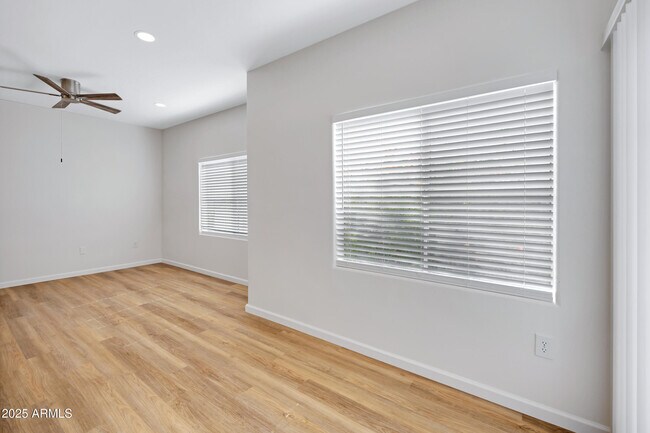 Building Photo - 13700 N Fountain Hills Blvd