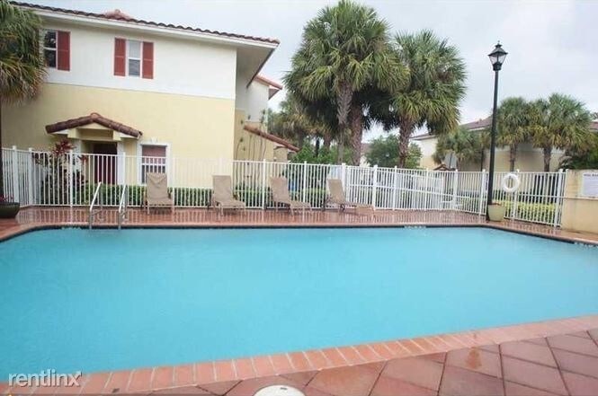 Building Photo - 3102 NW 24th Way