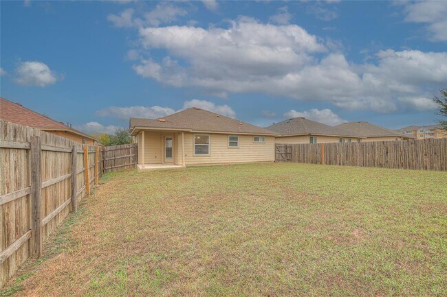 Building Photo - 217 Teron Dr