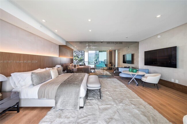 Building Photo - 10203 Collins Ave